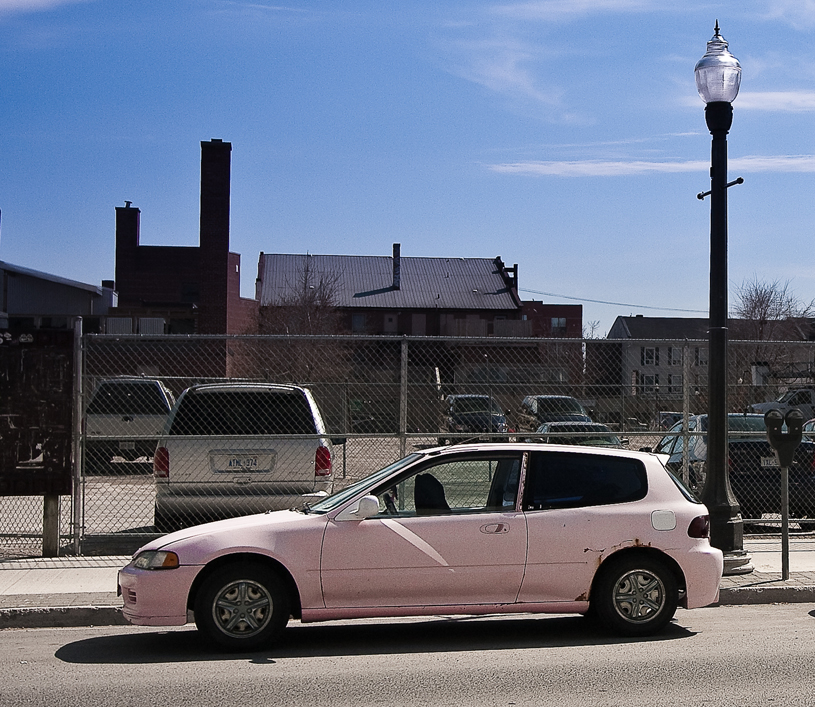 Pink Civic [EOS40D | EF-S 10-22@22mmm | 1/500 s |f/7.1 | ISO200]